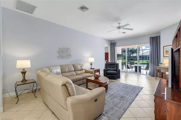 Naples, FL 34110,6094 Manchester PL