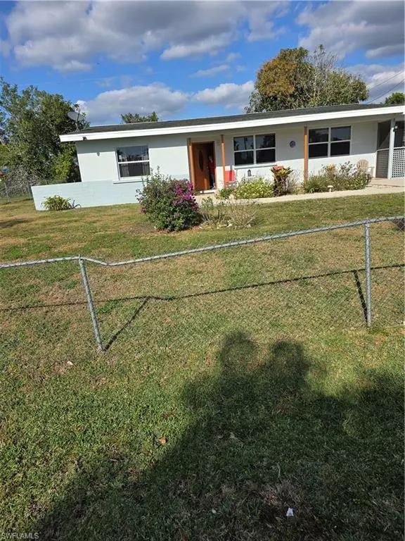 13 E Jersey RD, Lehigh Acres, FL 33936