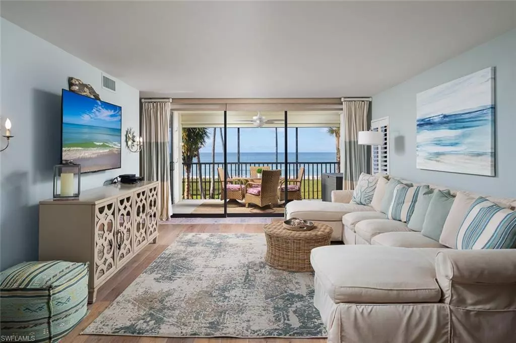 Naples, FL 34108,10525 Gulf Shore DR #213