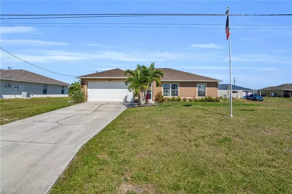 1917 NW 12th AVE, Cape Coral, FL 33993