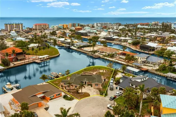 Fort Myers Beach, FL 33931,675 Randy LN