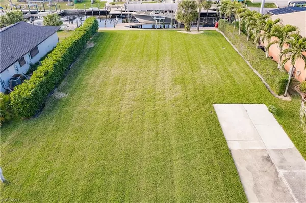 Cape Coral, FL 33904,5042 Sorrento CT