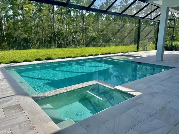 Naples, FL 34114,9511 Caymas WAY