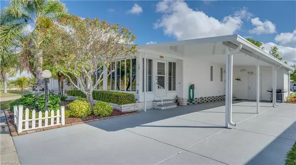 North Fort Myers, FL 33903,194 Sun DR