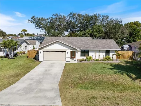 8489 Buena Vista RD, Fort Myers, FL 33967