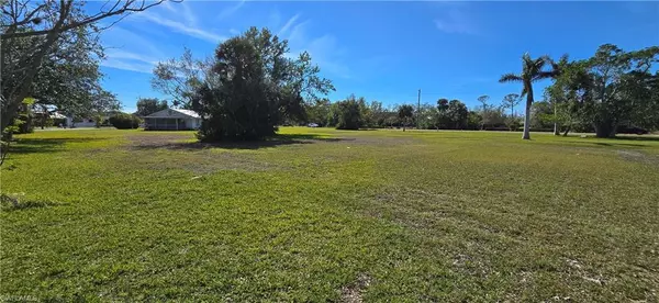 Punta Gorda, FL 33950,512 Shreve ST