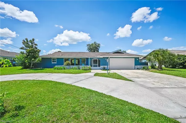 1210 E 3rd ST, Lehigh Acres, FL 33936