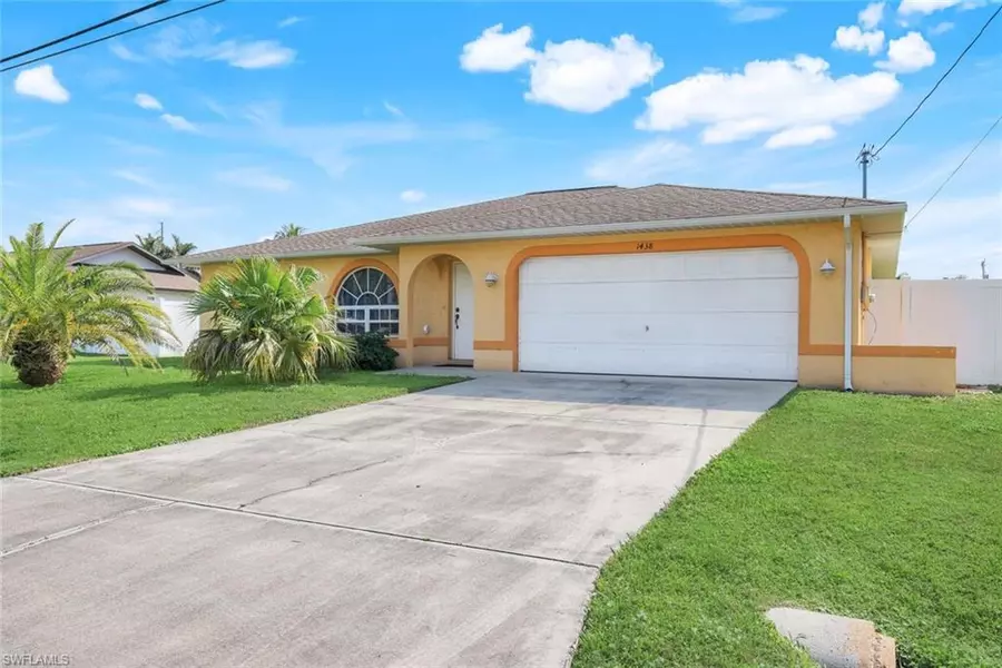 1438 SE 23rd ST, Cape Coral, FL 33990