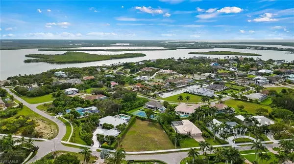 Marco Island, FL 34145,839 Inlet DR