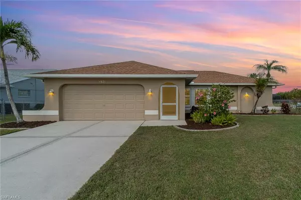 1921 SE 8th TER, Cape Coral, FL 33990