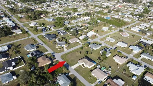 Port Charlotte, FL 33952,273 Reading ST NW
