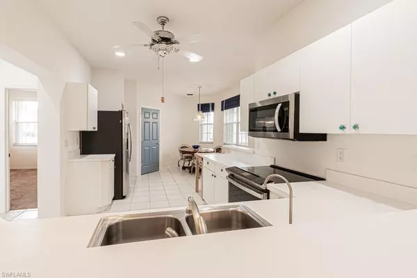Naples, FL 34119,2081 Crestview WAY