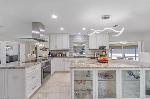 Fort Myers, FL 33919,4476 Windjammer LN