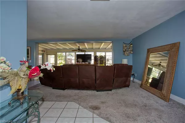 Cape Coral, FL 33904,1739 Sandy CIR