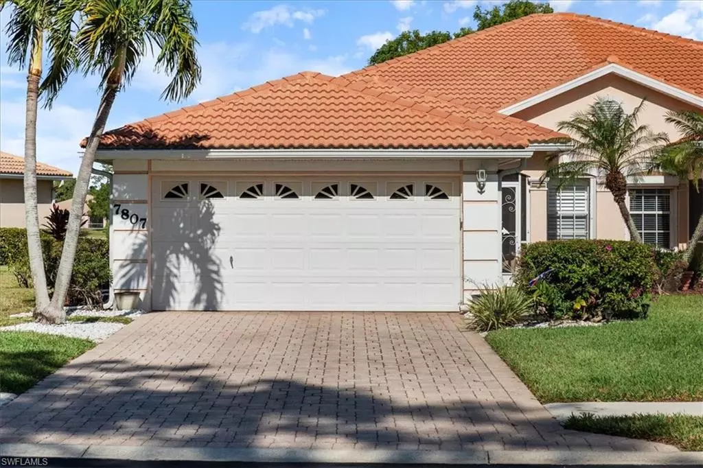 Naples, FL 34104,7807 Berkshire Pines DR