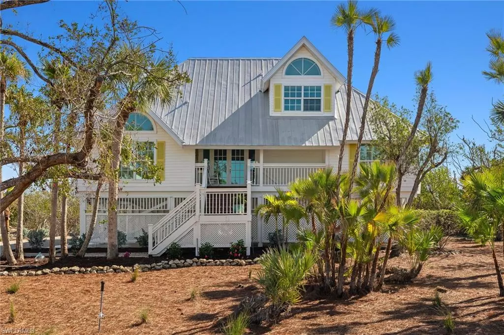 Sanibel, FL 33957,252 Daniel DR