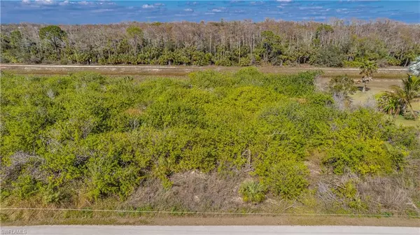 Lehigh Acres, FL 33971,2708 74th ST W