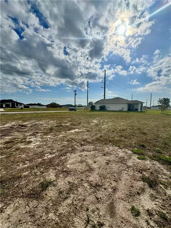 Cape Coral, FL 33993,401 Kismet PKWY W
