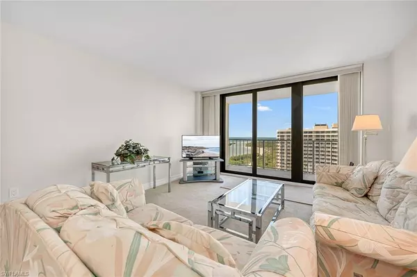Marco Island, FL 34145,320 Seaview CT #1810