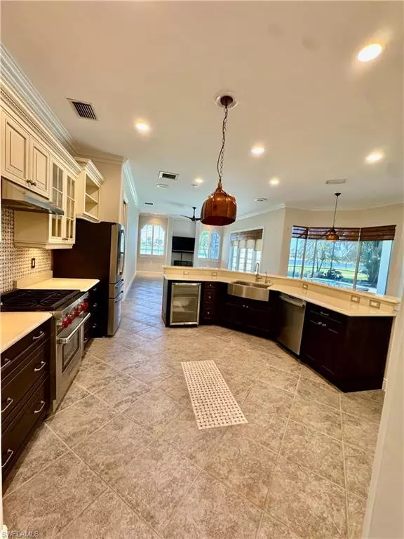 Fort Myers, FL 33908,16124 Edgemont DR