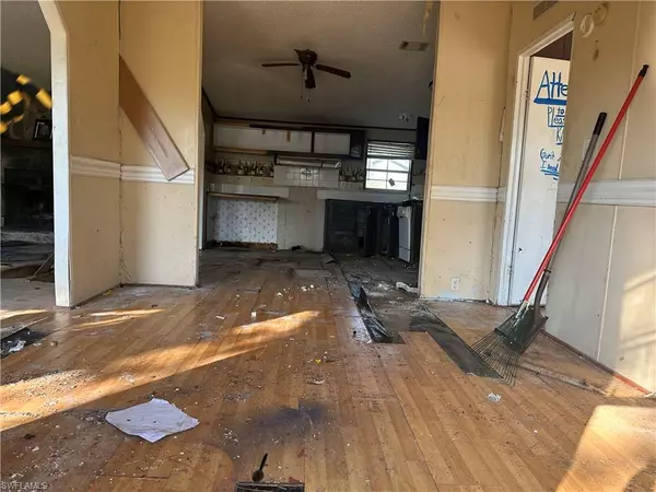 Fort Myers, FL 33908,3686 Unique CIR