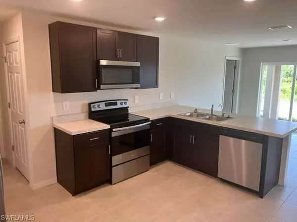 Lehigh Acres, FL 33971,3014 65th ST W