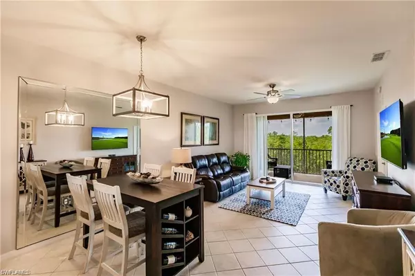 Naples, FL 34112,3820 Sawgrass WAY #3043