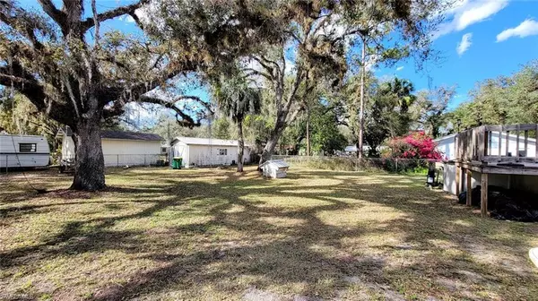 Labelle, FL 33935,260 Fraser AVE