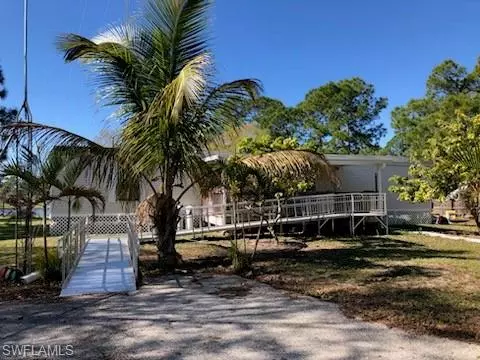 Clewiston, FL 33440,630 E Paso Fino CIR