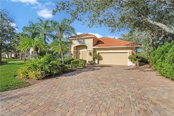Naples, FL 34105,5030 Rustic Oaks CIR