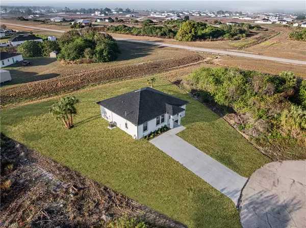 Labelle, FL 33935,9008 Lamkin CT