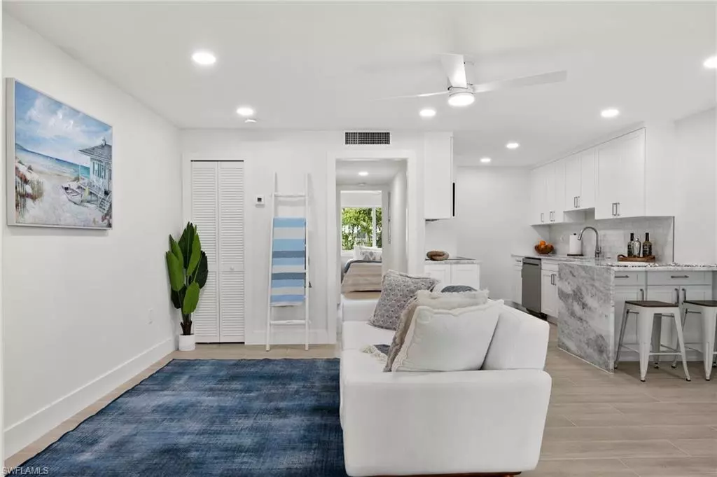 Naples, FL 34103,342 Harbour DR #342