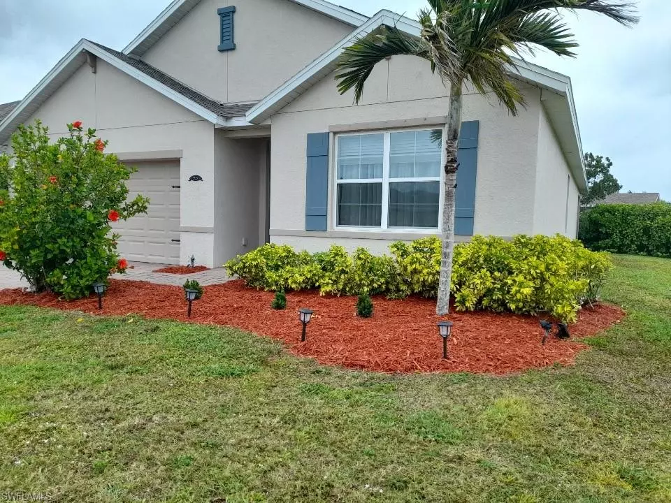Cape Coral, FL 33909,2733 Merida LN