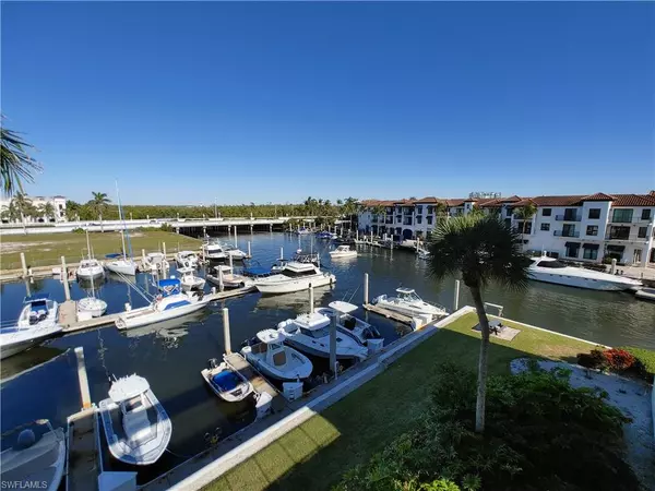 Naples, FL 34102,805 River Point DR #304C