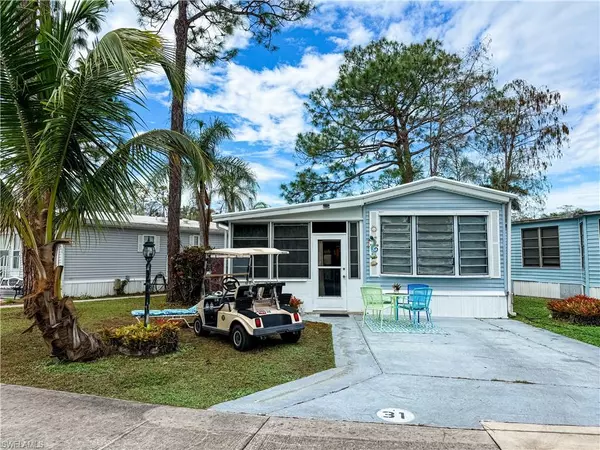 Estero, FL 33928,10914 Brown Pelican CIR #31