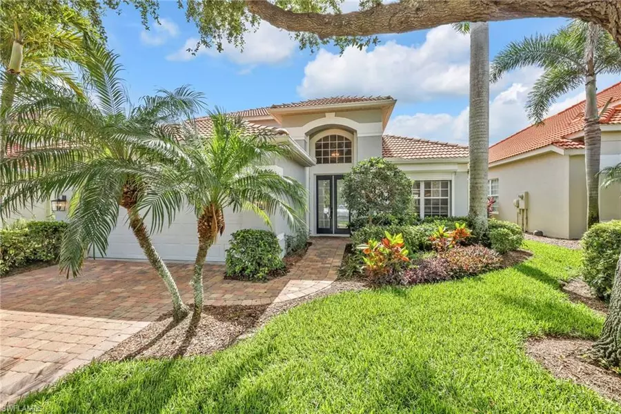 8924 Ventura WAY, Naples, FL 34109