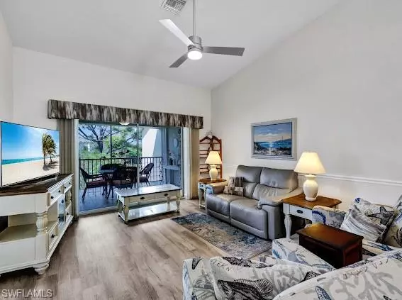 Naples, FL 34110,15435 Cedarwood LN #5-301