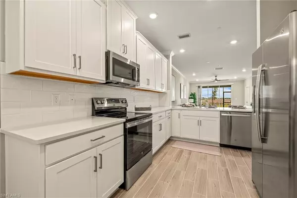 Fort Myers, FL 33913,11821 Venetian Lagoon DR #104