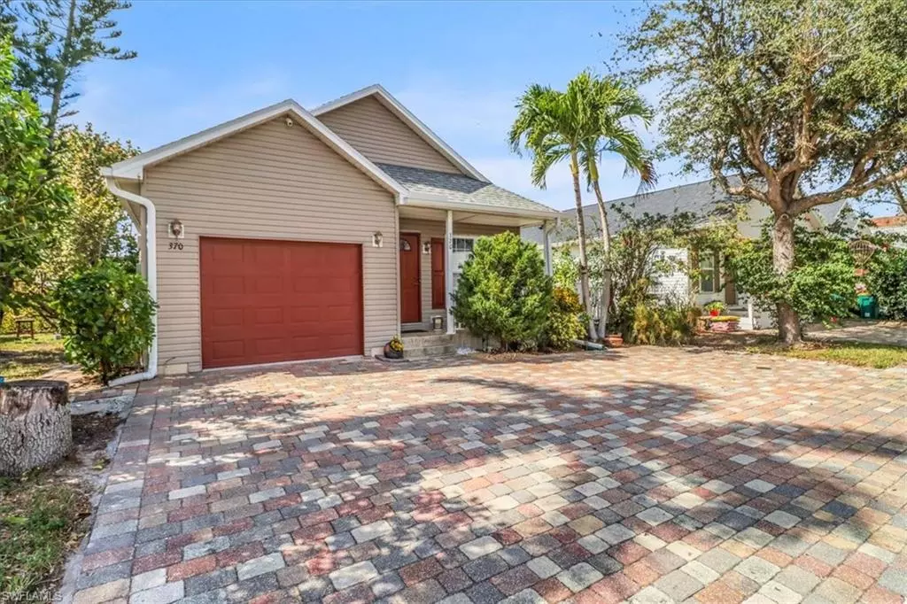 Naples, FL 34104,370 Leawood CIR