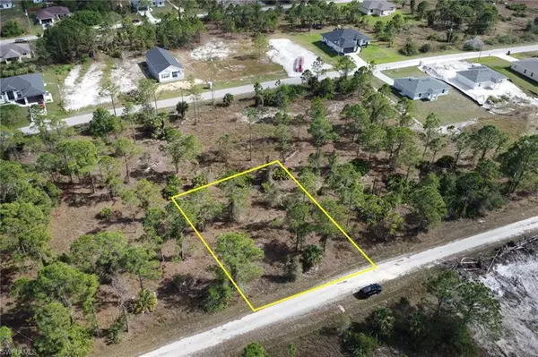 1065 Portland AVE S, Lehigh Acres, FL 33974