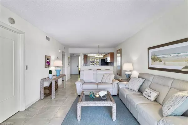 Fort Myers Beach, FL 33931,21440 Bay Village DR #124