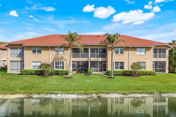 Naples, FL 34119,6930 Huntington Lakes CIR #102