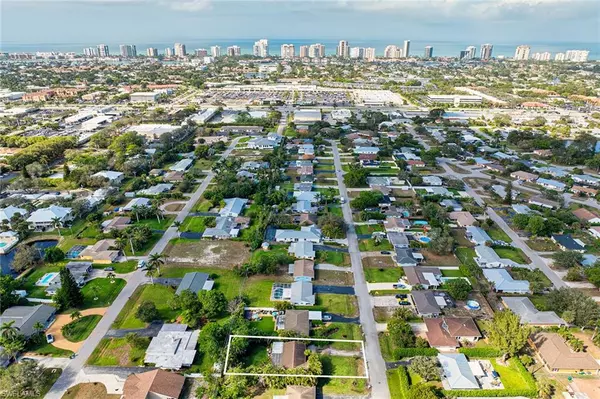 Naples, FL 34103,1246 Hilltop DR