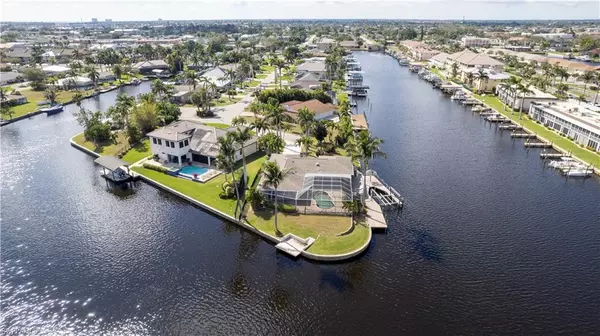 1737 SE 43rd ST, Cape Coral, FL 33904