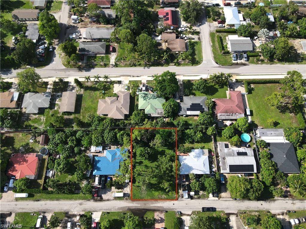 10681 Rogers LN, Bonita Springs, FL 34135