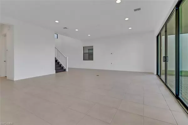 Estero, FL 33928,12798 Woodbury DR