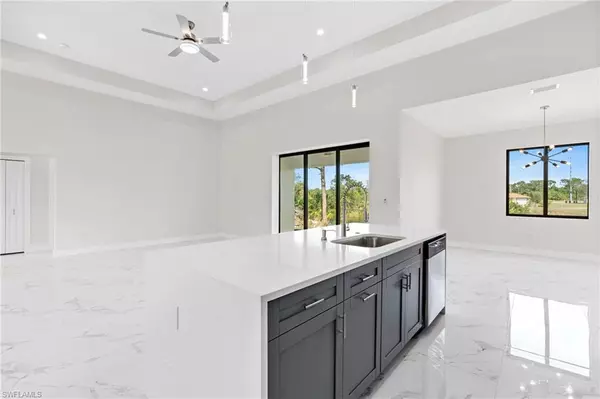 Cape Coral, FL 33909,1513 NE 23rd ST