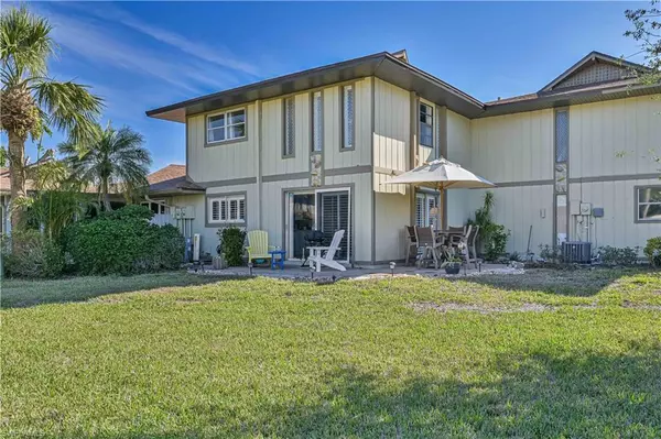 Fort Myers, FL 33919,4267 Island CIR #C