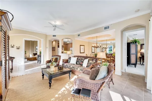 Naples, FL 34109,2654 Bolero DR #8-1