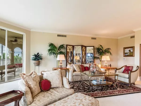 Naples, FL 34109,2728 Tiburon BLVD E #PH-503